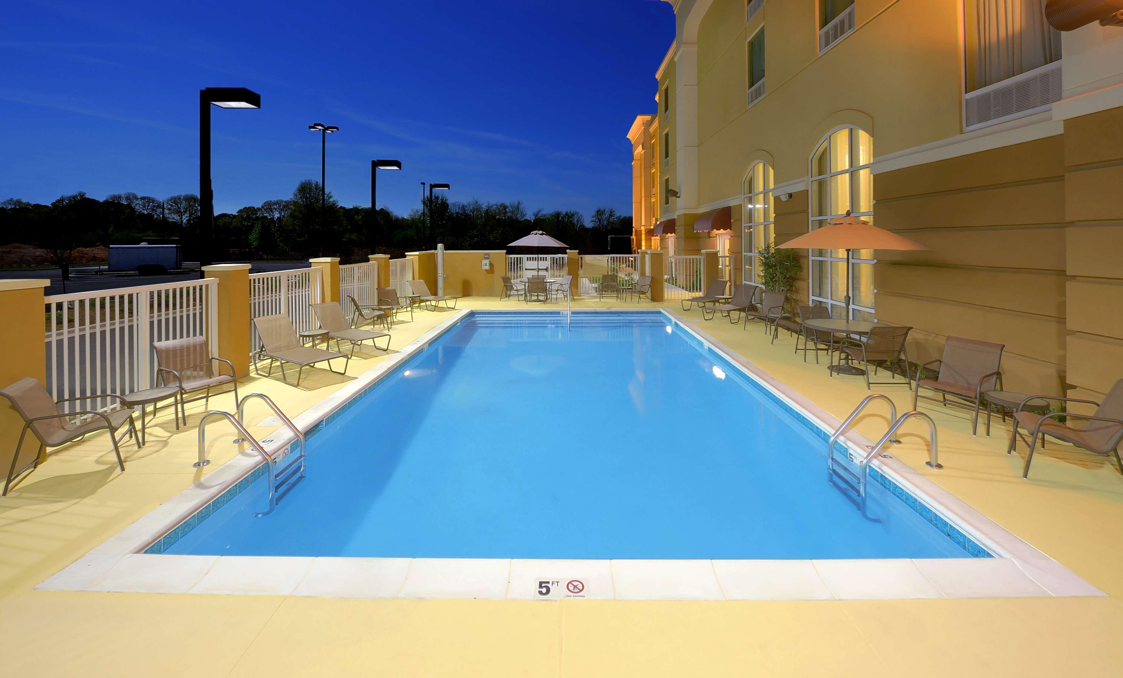 Hampton Inn & Suites Скоттсборо Зручності фото