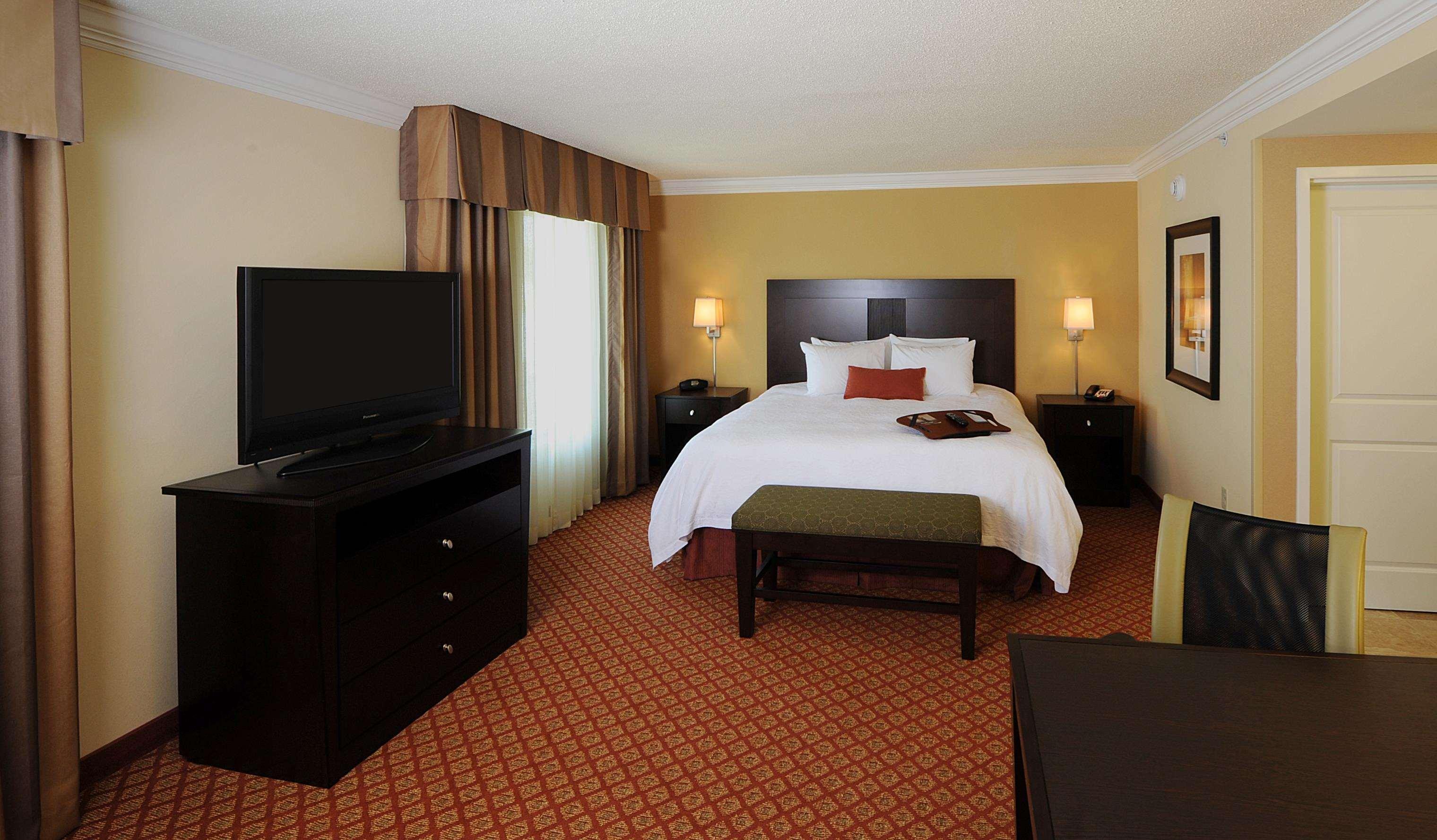 Hampton Inn & Suites Скоттсборо Номер фото